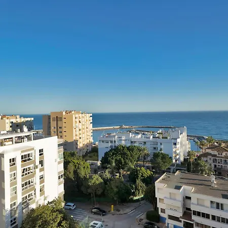 Aio Seaview - Prime Location & Sea Views Apartmán *