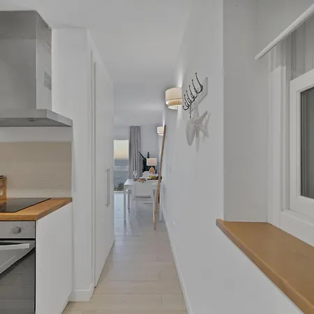 Aio Seaview - Prime Location & Sea Views * Estepona