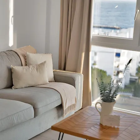 شقة Aio Seaview - Prime Location & Sea Views *